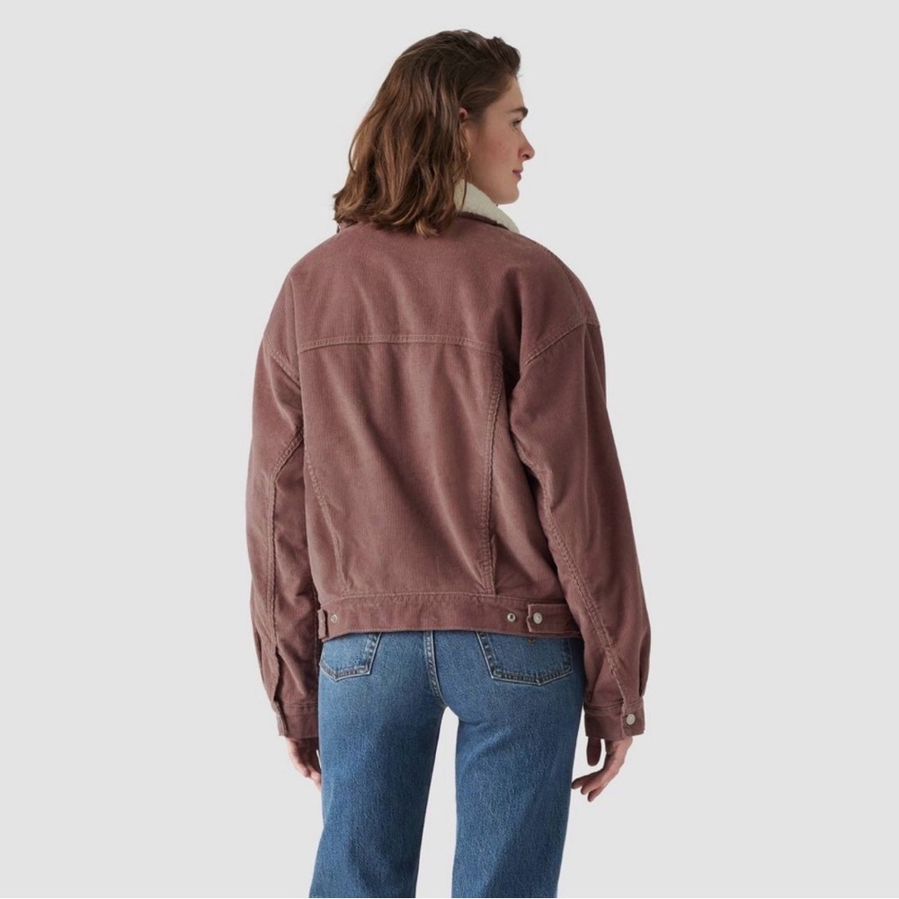 NWT Levi’s Faux Shearling 90’s Trucker Jacket – Rose Taupe – XL - Picture 2 of 15